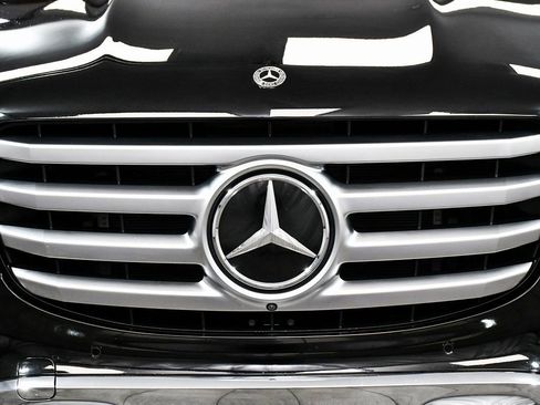 Used 2025 Mercedes-Benz GLS 450 4MATIC image 82