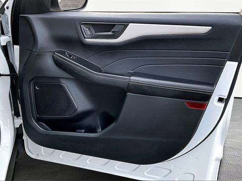 Used 2022 Ford Escape SE w/ Convenience Package image 24