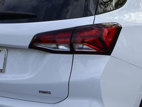 Used 2024 Chevrolet Equinox LS w/ LS Convenience Package image 9