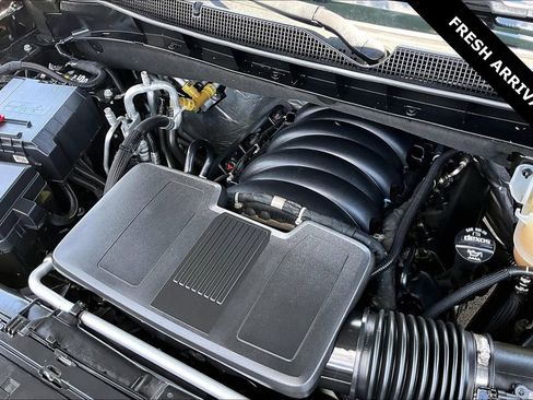Used 2021 Chevrolet Suburban RST AWD/4WD image 30