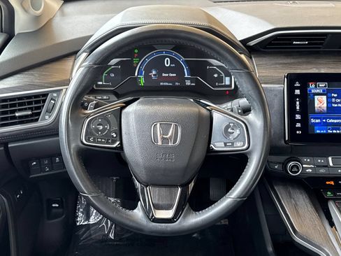 Used 2018 Honda Clarity Touring image 16