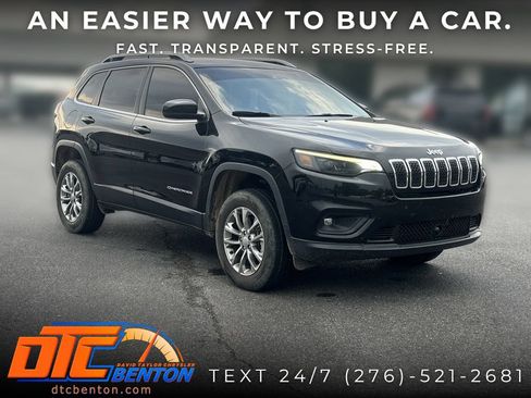 Used 2021 Jeep Cherokee Latitude Lux w/ Comfort/Convenience Group AWD/4WD image 1