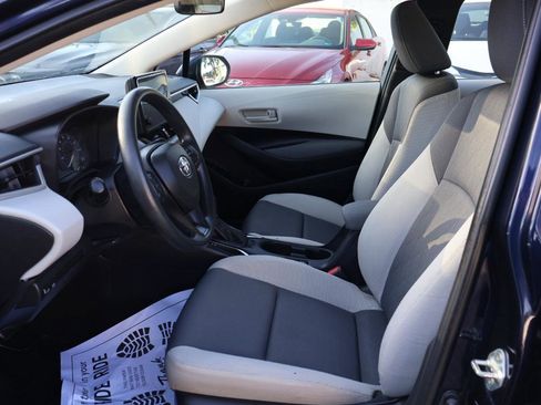 Used 2024 Toyota Corolla LE image 13