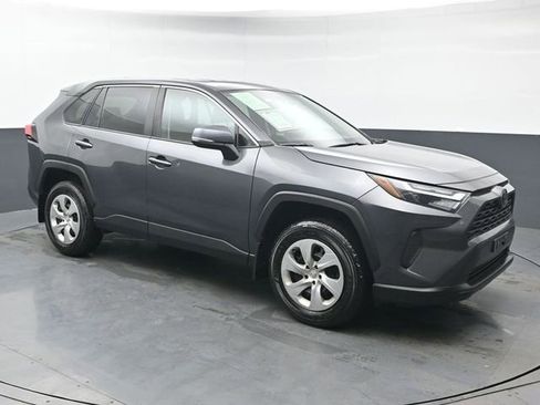 Used 2023 Toyota RAV4 LE image 10