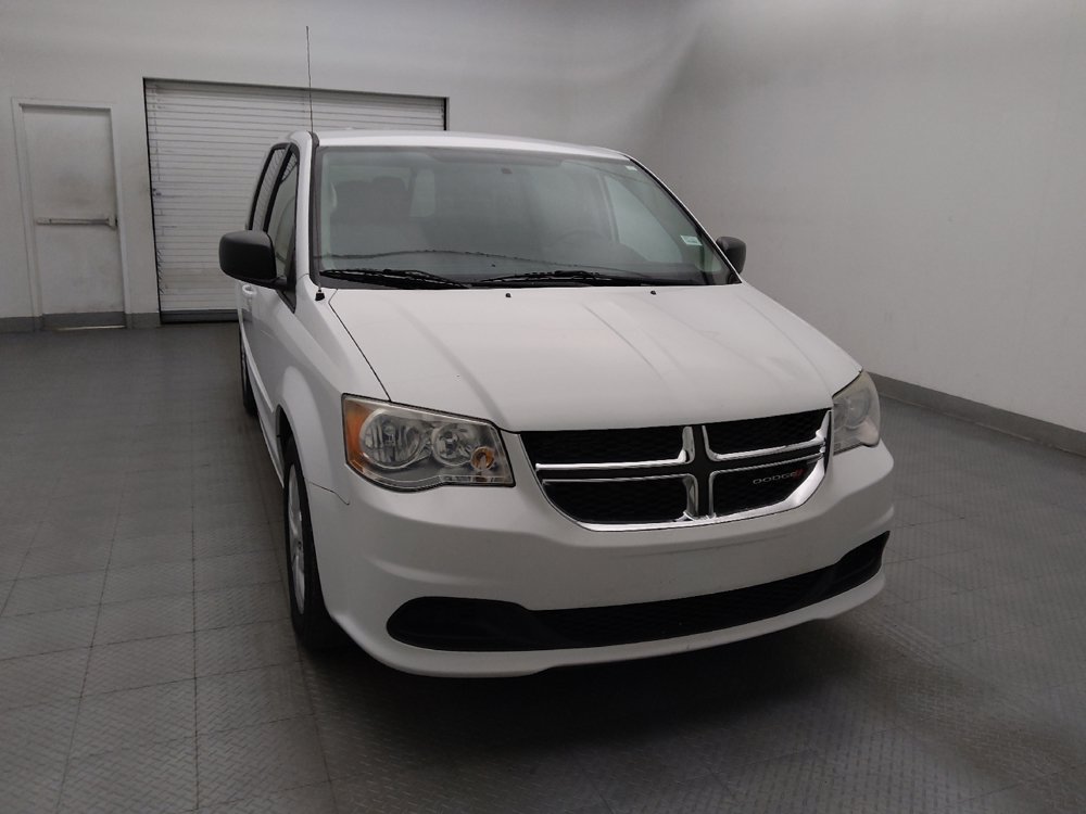 Used 2017 Dodge Grand Caravan SE FWD image 14