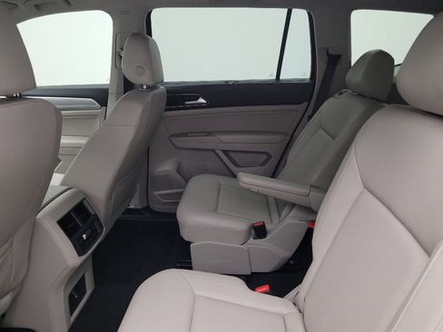 Used 2019 Volkswagen Atlas SE w/ Towing Package AWD/4WD image 18