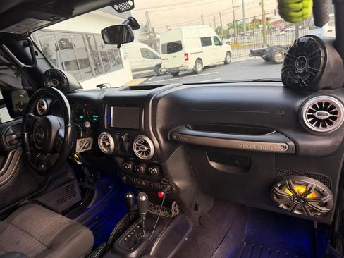 Used 2011 Jeep Wrangler Sport image 23