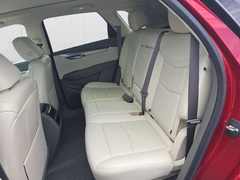 Used 2021 Cadillac XT5 Premium Luxury w/ LPO, Floor Liner Package AWD/4WD image 14