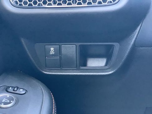 Used 2023 Honda HR-V Sport image 15