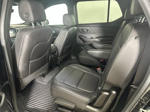 Used 2022 Chevrolet Traverse LT w/ Midnight/Sport Edition AWD/4WD image 20