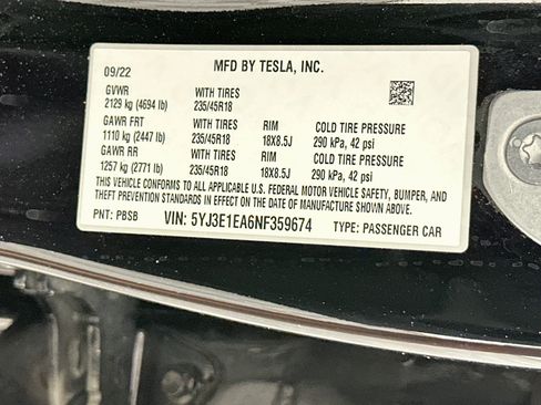 Used 2022 Tesla Model 3 RWD image 12