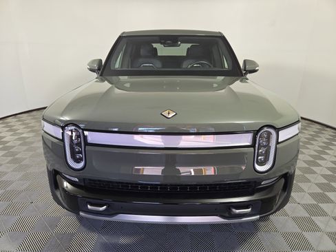 Used 2022 Rivian R1T Launch Edition image 8