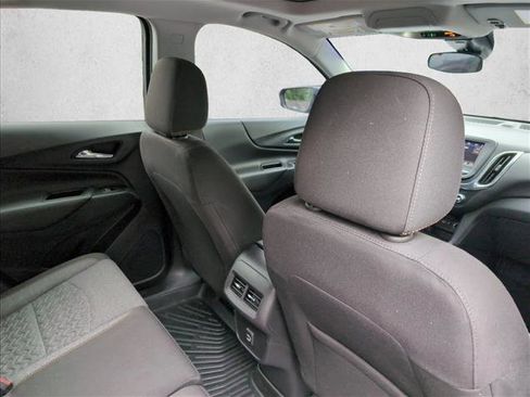 Used 2022 Chevrolet Equinox LT FWD image 22