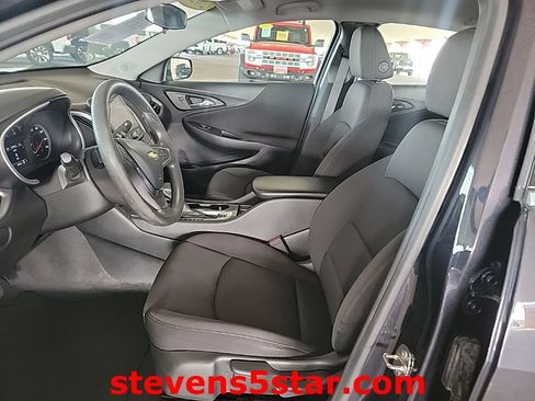 Used 2023 Chevrolet Malibu LS FWD image 2