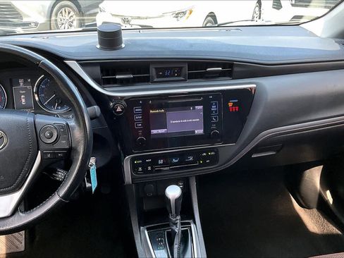 Used 2019 Toyota Corolla SE image 7