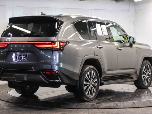Used 2024 Lexus LX 600 4WD w/ Interior Upgrade Package image 4