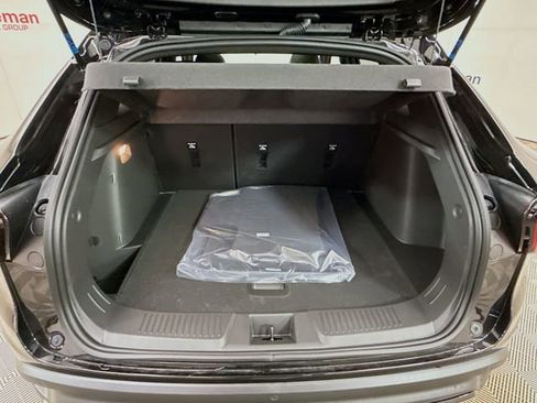 New 2026 Chevrolet Trax RS w/ Sunroof Package image 27