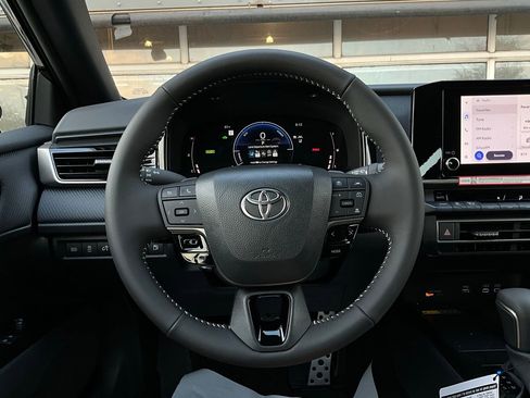 New 2026 Toyota Camry SE image 30