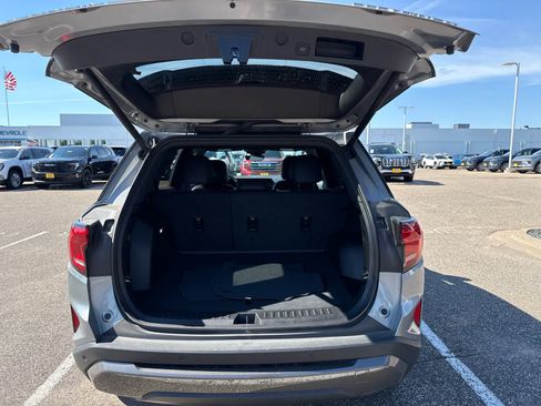 Used 2026 GMC Terrain Elevation w/ Elevation Premium Package AWD/4WD image 8