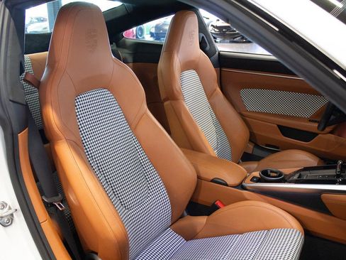 Used 2023 Porsche 911 Turbo S image 20