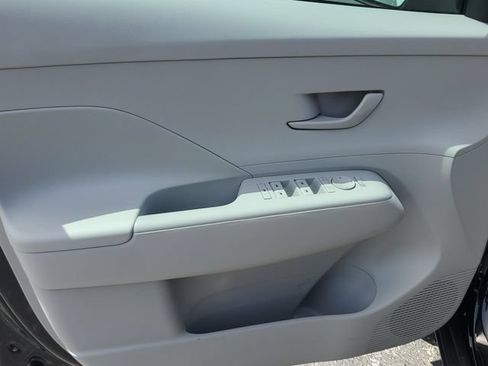 Certified 2024 Hyundai Kona SEL FWD image 9