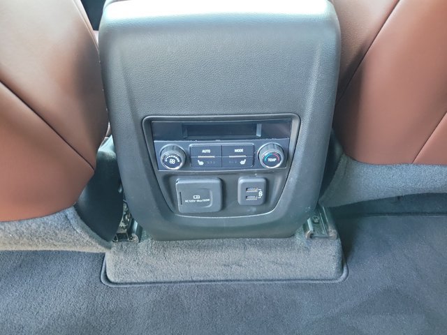 Used 2020 Buick Enclave Avenir w/ Avenir Technology Package AWD/4WD image 18