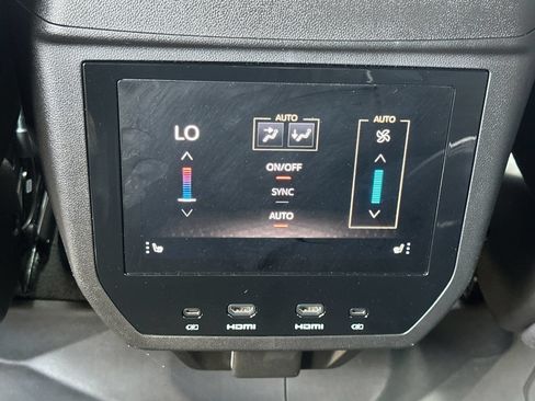 Used 2025 GMC Yukon AT4 Ultimate w/ LPO, Floor Liner Package AWD/4WD image 13
