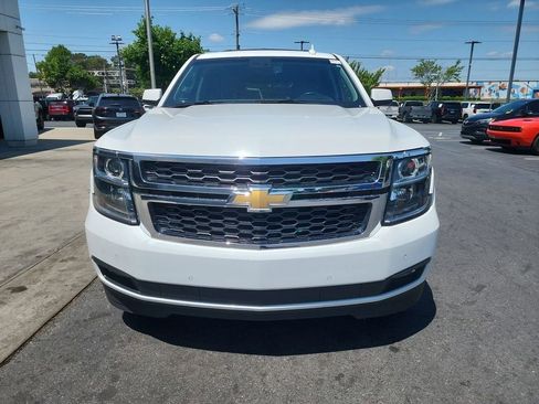 Certified 2019 Chevrolet Tahoe LT w/ Luxury Package AWD/4WD image 3