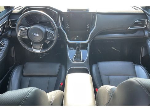 Used 2025 Subaru Outback Limited image 15