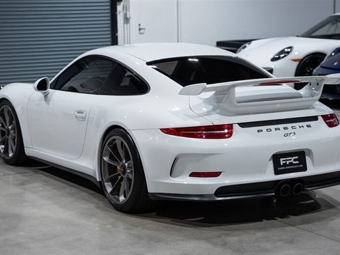Used 2015 Porsche 911 GT3 RWD image 64