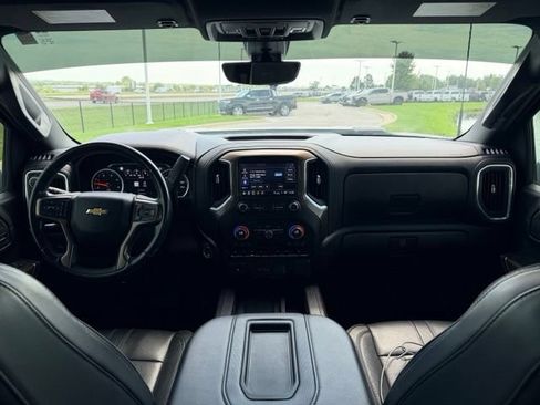 Used 2021 Chevrolet Silverado 2500 High Country w/ Z71 Off-Road Package AWD/4WD image 6