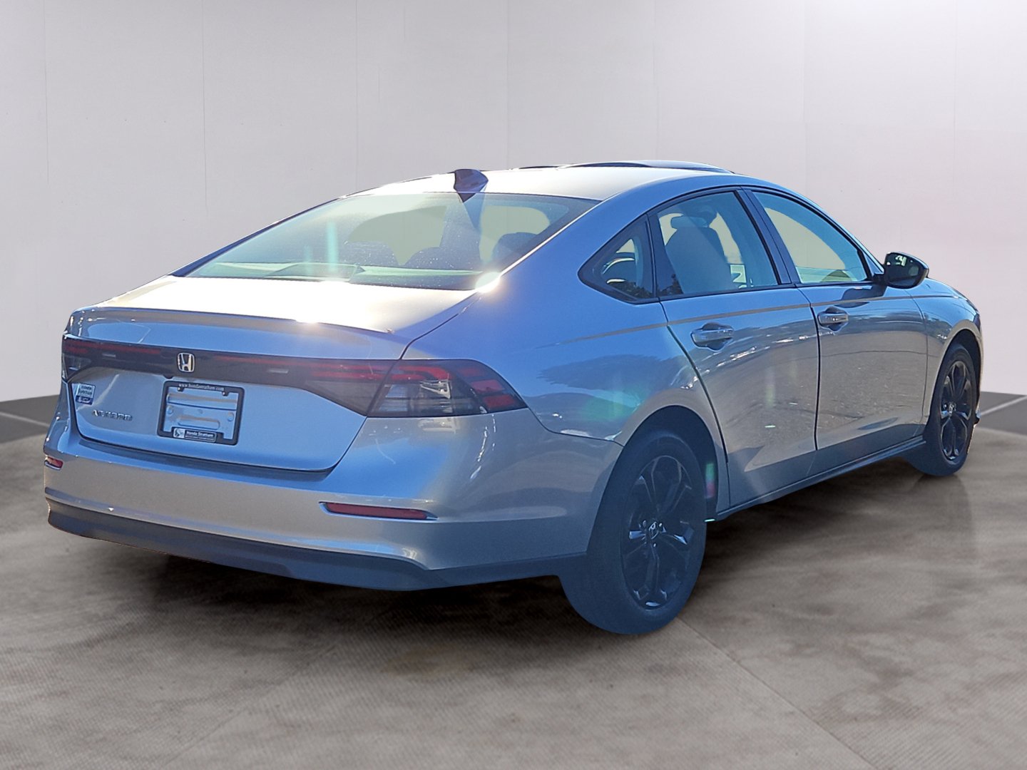 Certified 2025 Honda Accord SE image 2
