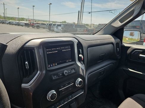 Used 2025 GMC Sierra 1500 Pro w/ Pro Value Package AWD/4WD image 20