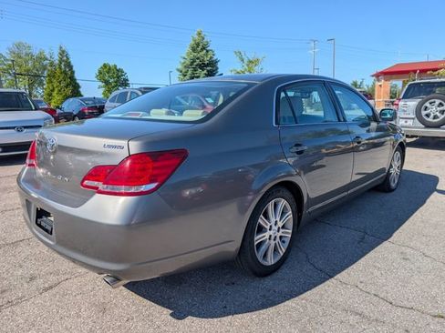 Used 2006 Toyota Avalon FWD image 6