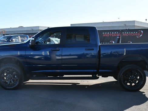 Used 2024 RAM 2500 Big Horn w/ Night Edition image 4