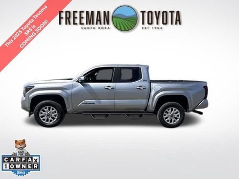 Used 2025 Toyota Tacoma SR5 AWD/4WD image 1
