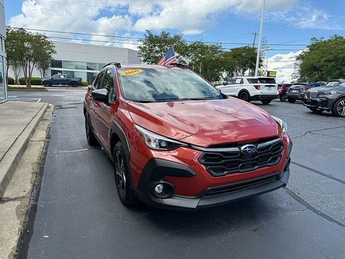 Used 2024 Subaru Crosstrek 2.0i Premium AWD/4WD image 5