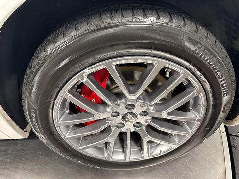 Used 2023 Maserati Grecale GT AWD/4WD image 14