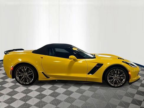 Used 2017 Chevrolet Corvette Z06 RWD image 4