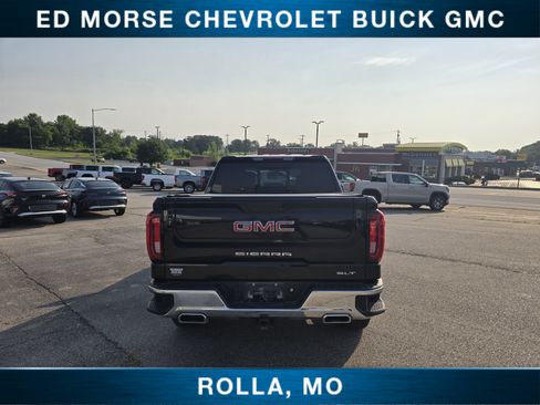 Certified 2022 GMC Sierra 1500 SLT w/ SLT Premium Package AWD/4WD image 4