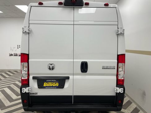 New 2025 RAM ProMaster 2500 w/ Convenience Group image 14