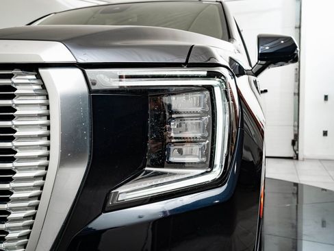 Used 2023 GMC Yukon Denali w/ LPO, Floor Liner Package image 15