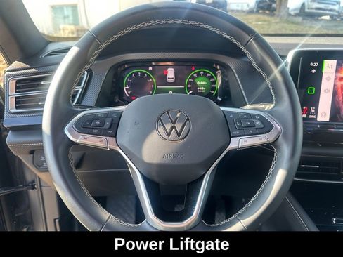 Used 2025 Volkswagen Atlas Cross Sport SEL image 13
