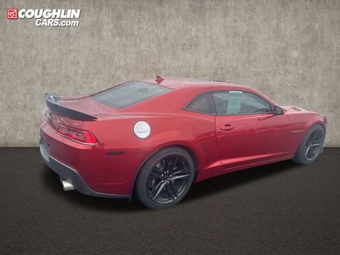 Used 2014 Chevrolet Camaro SS w/ RS Package RWD image 5