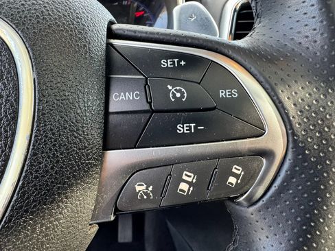 Used 2014 Jeep Grand Cherokee SRT w/ Trailer Tow Group IV AWD/4WD image 17