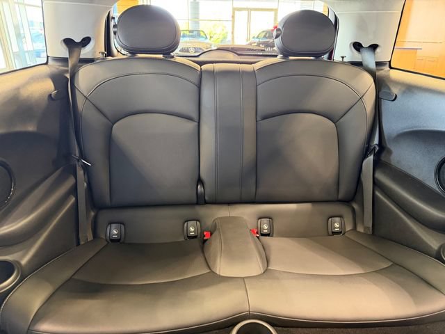 Used 2024 MINI Cooper SE FWD image 17