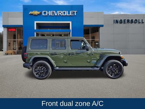 Used 2022 Jeep Wrangler Unlimited Sahara w/ Cold Weather Group image 9
