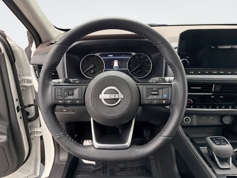 Used 2023 Nissan Rogue SL w/ SL Premium Package AWD/4WD image 12