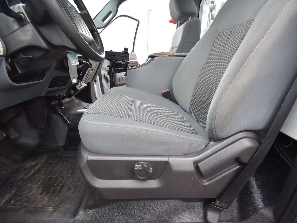 Used 2011 Ford F450 XL w/ PWR Equipment Group AWD/4WD image 32