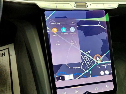 Used 2024 Lucid Air Pure RWD image 20